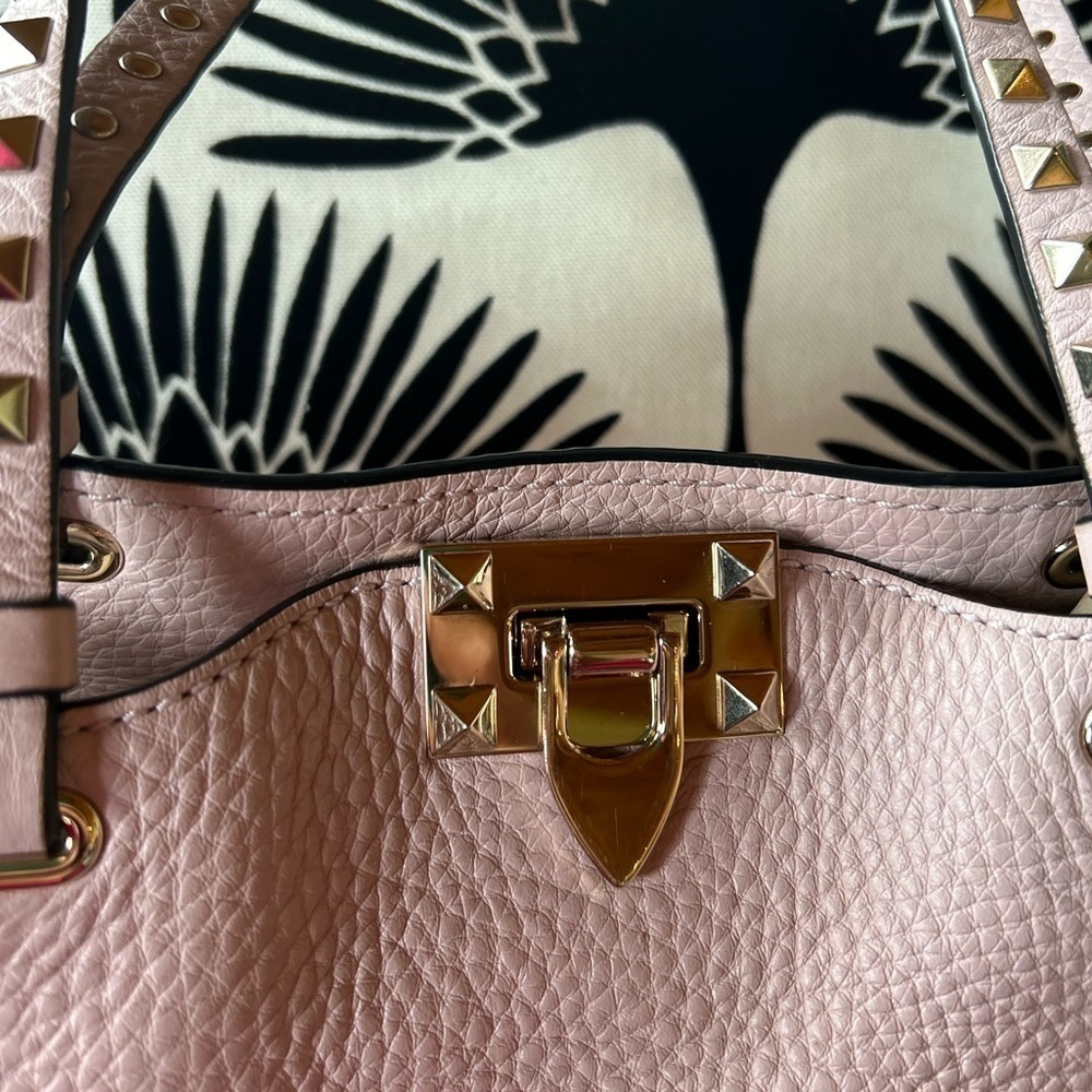 Valentino Garavani Rockstud Leather Tote - Picture 2 of 14